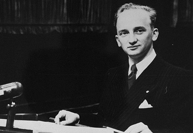 Prosecuting Evil: The Extraordinary World of Ben Ferencz - Image 3